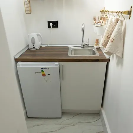 Bonsai Apartment